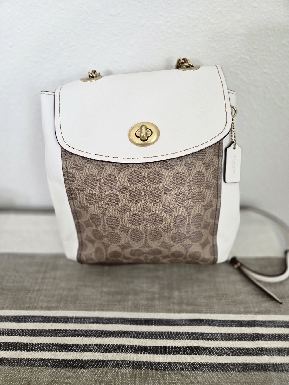 Coach Parker Convertible Backpack in Signature Canvas - Picture 3 of 16